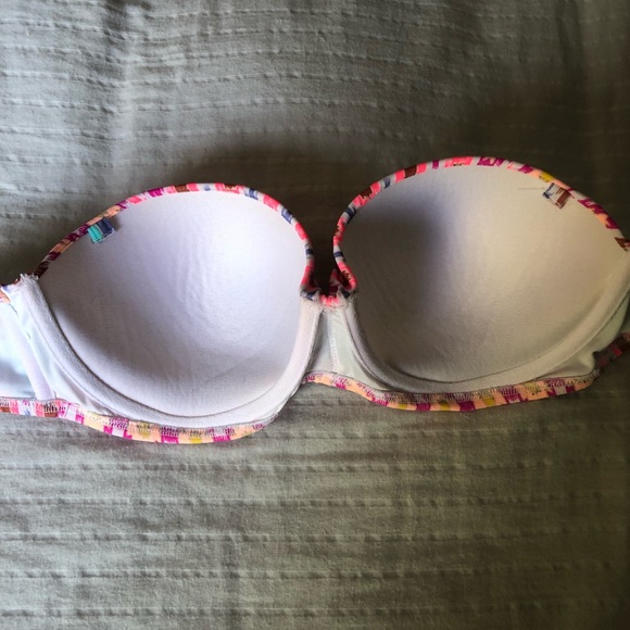 Tribal Print Swimsuit Top - Picture 2 of 4